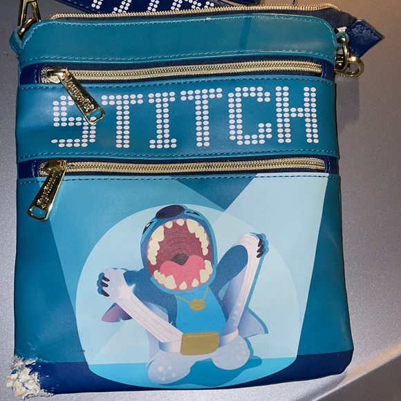 Loungefly rare LILO & stitch Elviscrossbody NwOT damage at left corner blue teal - Picture 3 of 9
